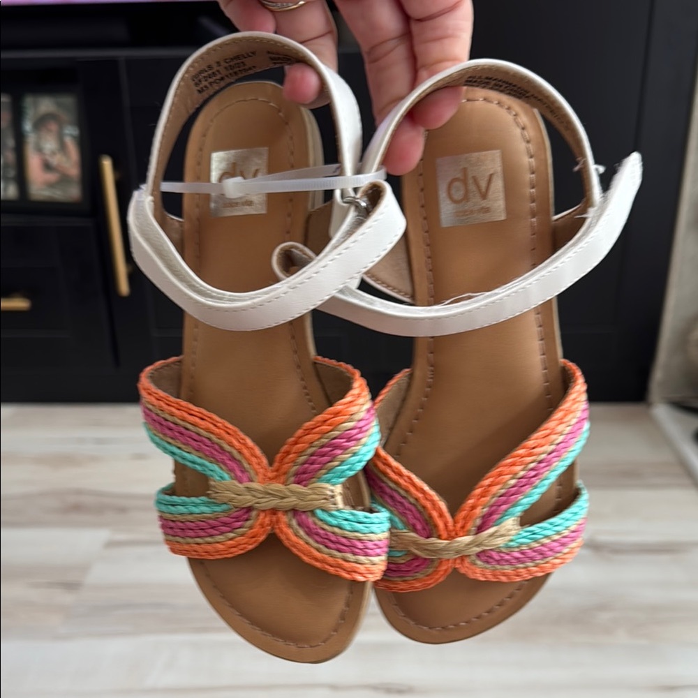 DV by Dolce Vita Chelly Girls Rainbow Woven Sandals Size 2 Little Girl NWT - Picture 1 of 3